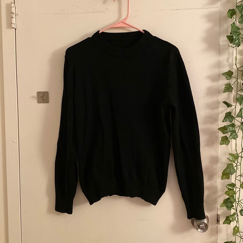 cat elbow sweater